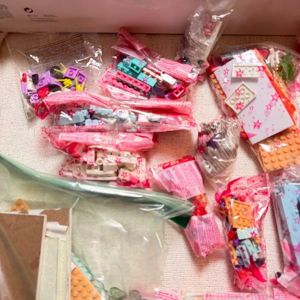 Mega Construx American‎ Girl Grace's 2‑in‑1 Buildable Home Set - AS IS